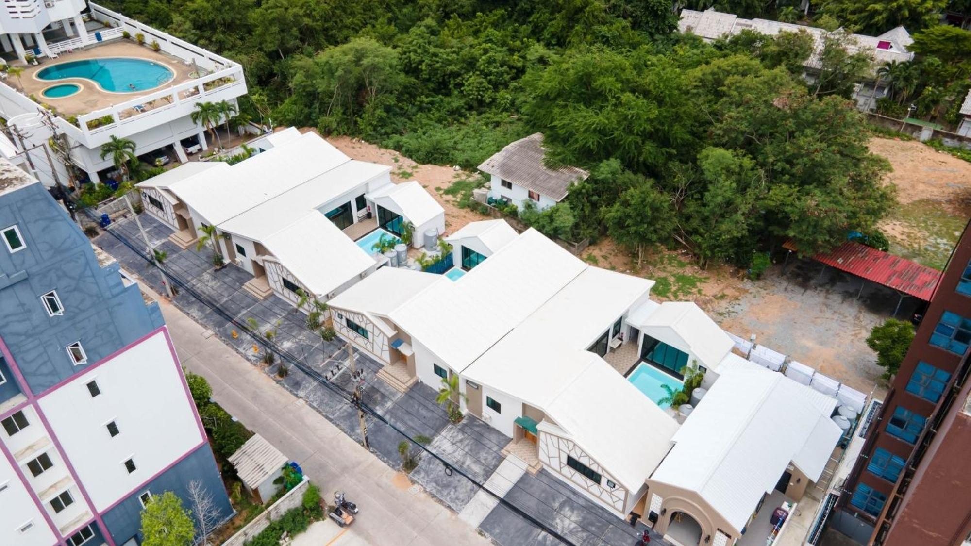 Madaguscar Private Pool Villa-Pattaya หาดจอมเทียน ภายนอก รูปภาพ
