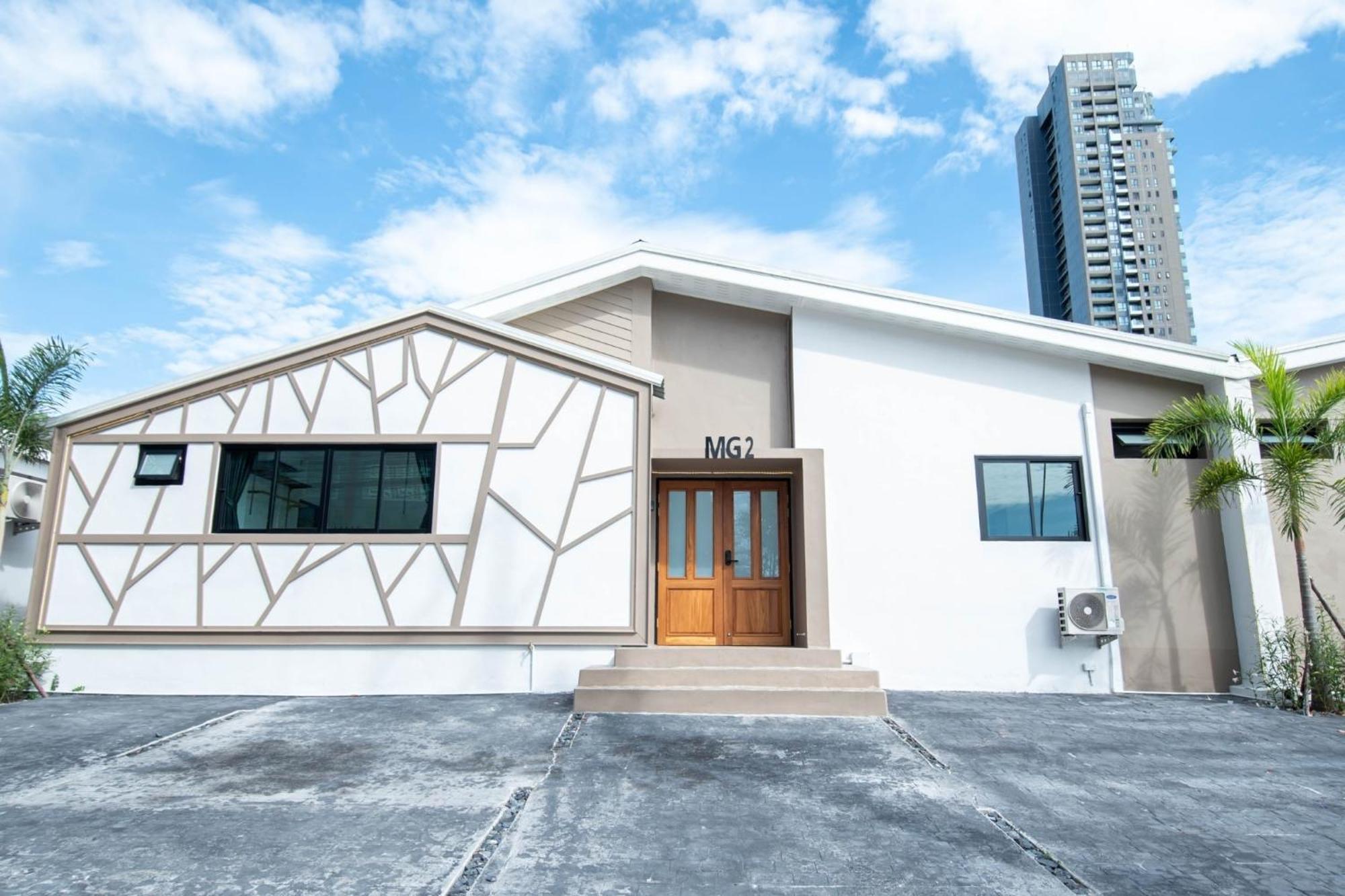 Madaguscar Private Pool Villa-Pattaya หาดจอมเทียน ภายนอก รูปภาพ