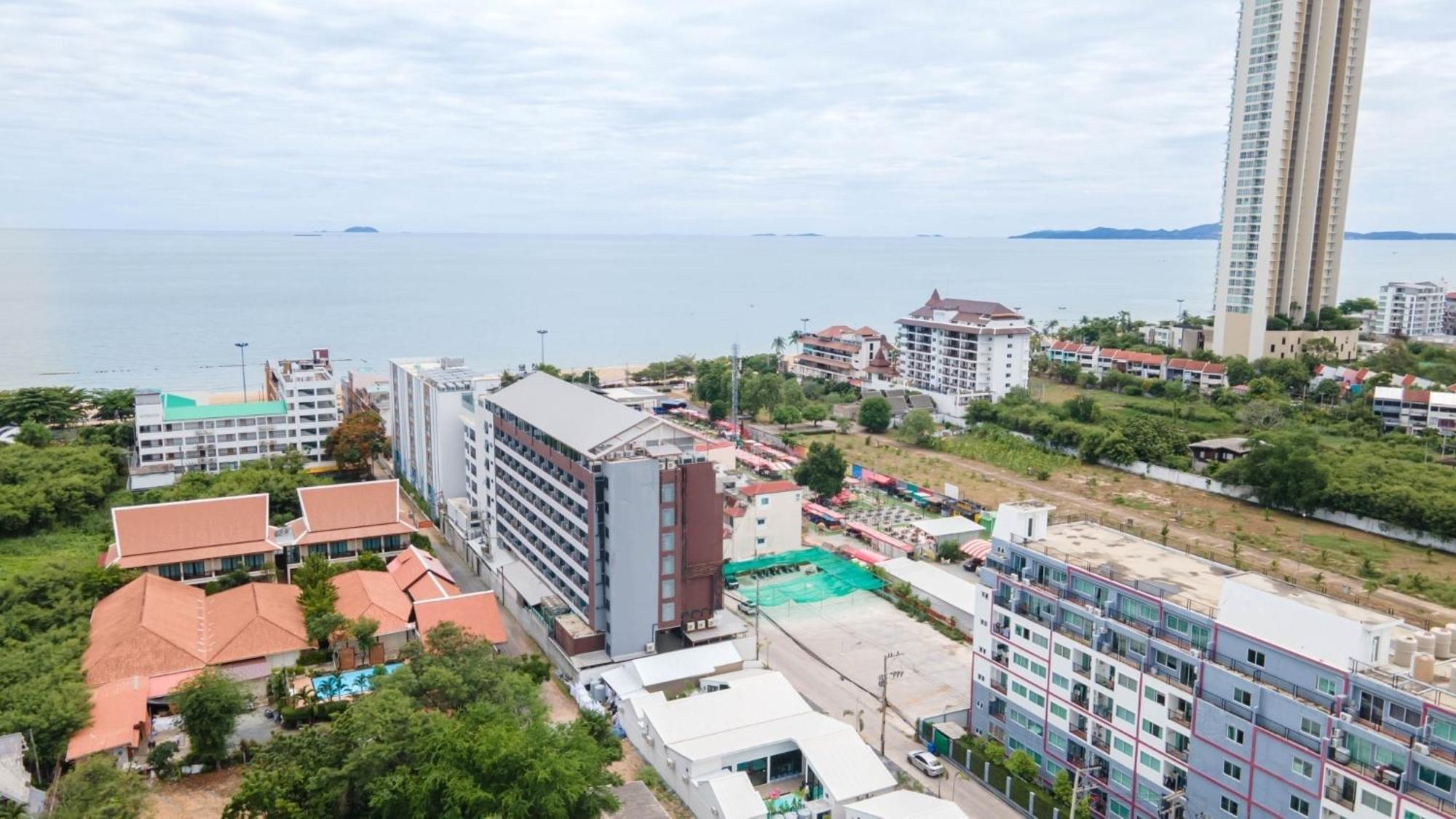 Madaguscar Private Pool Villa-Pattaya หาดจอมเทียน ภายนอก รูปภาพ